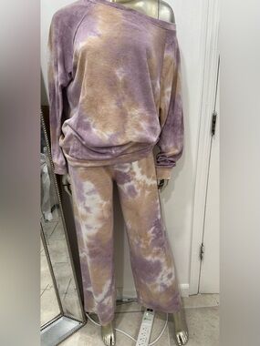 Cozy Lavender & Tan Tie-Dye Lounge Set size Large L